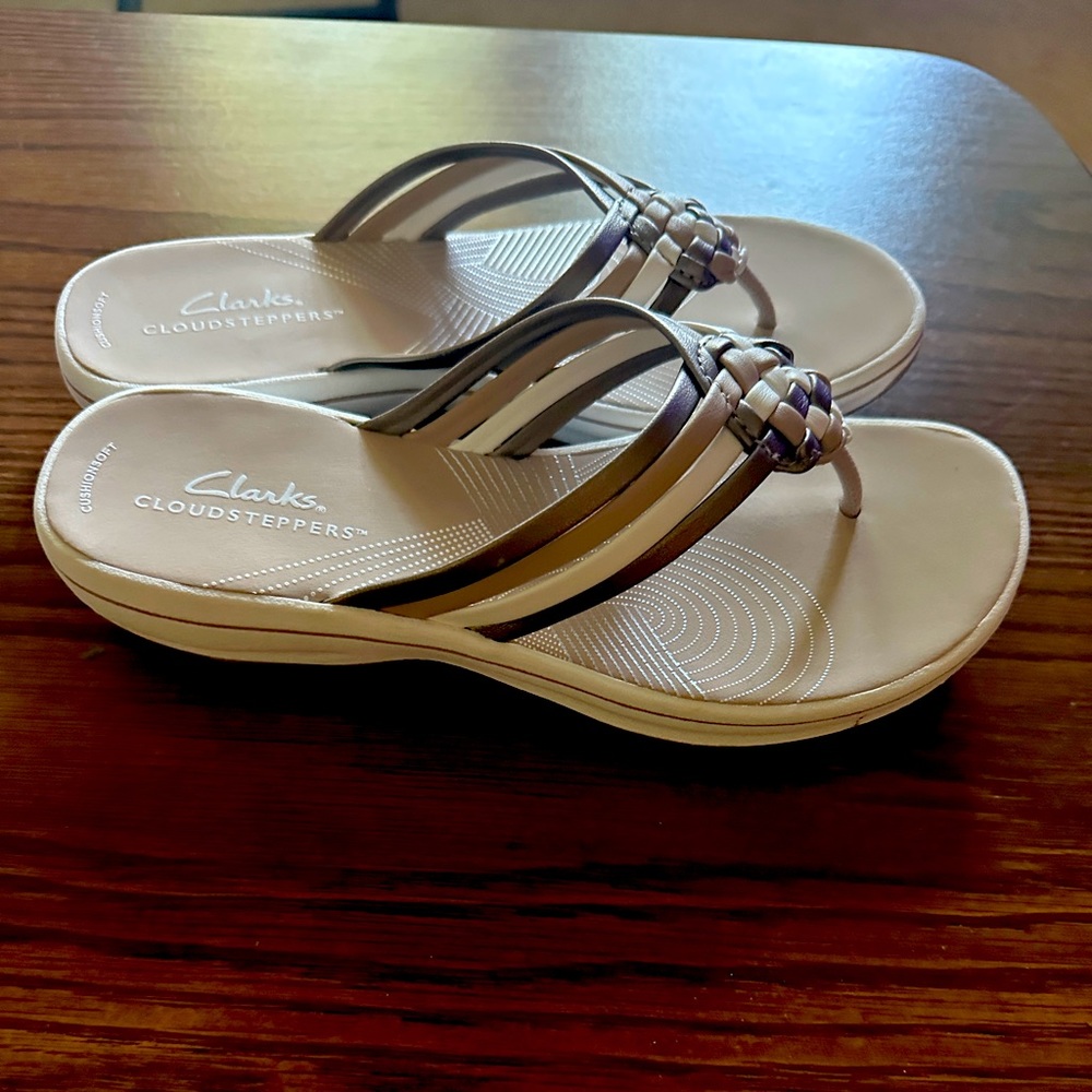 Clark’s Womens Breeze Coral Flip Flop 6